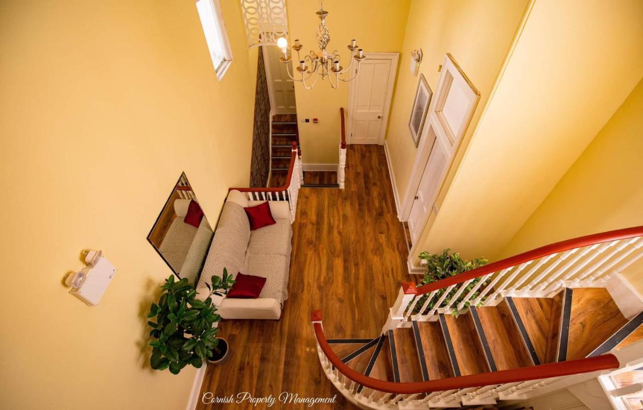 River Street Apartments Труро Экстерьер фото